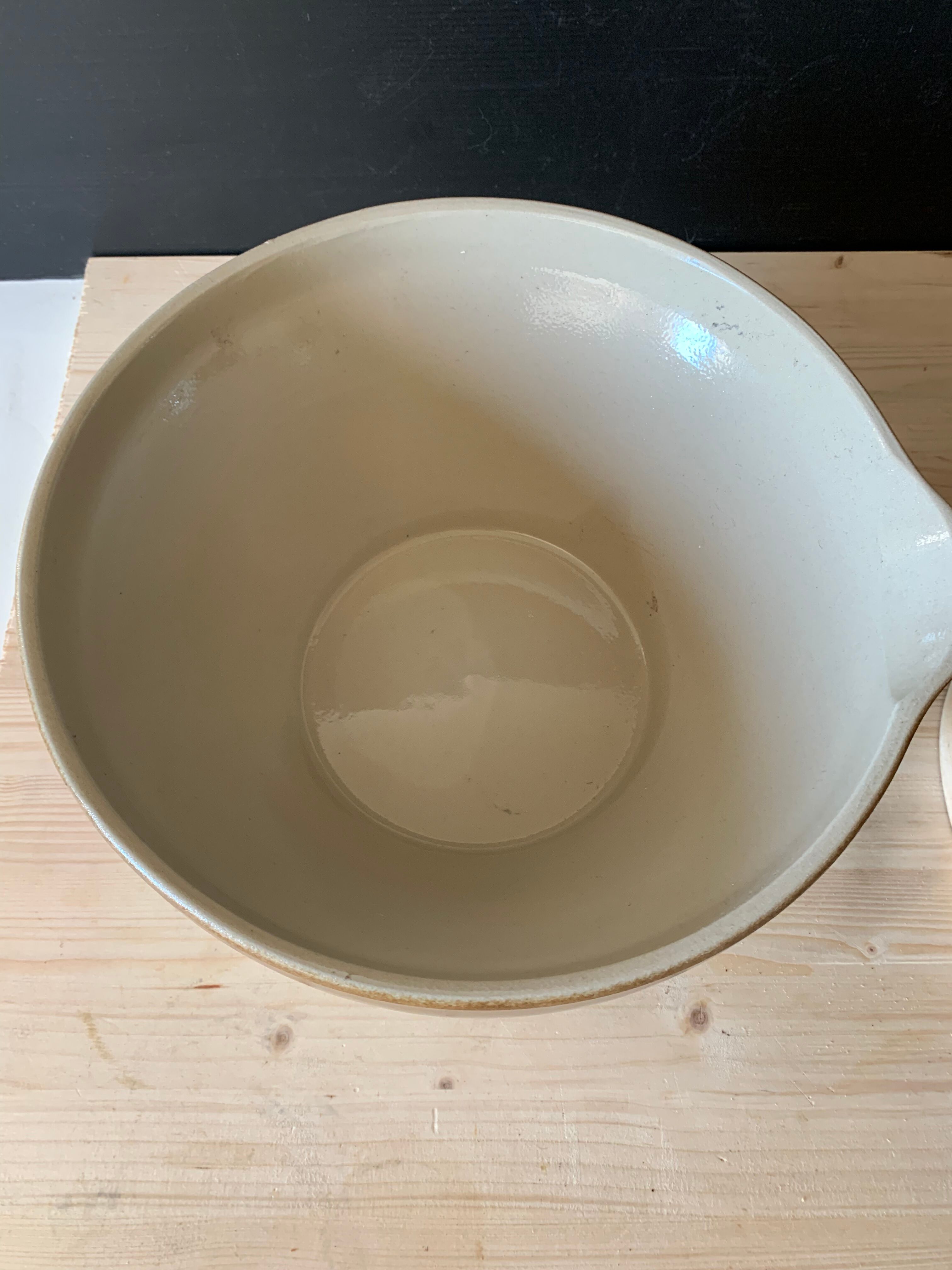 Stoneware bowl
