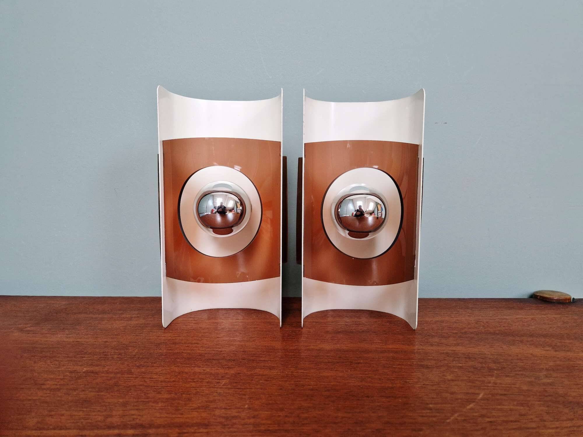 Pair of Space Age wall lights, white lacquered metal and smoked plexiglass