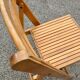 Paire de chaises pliantes en bois massif