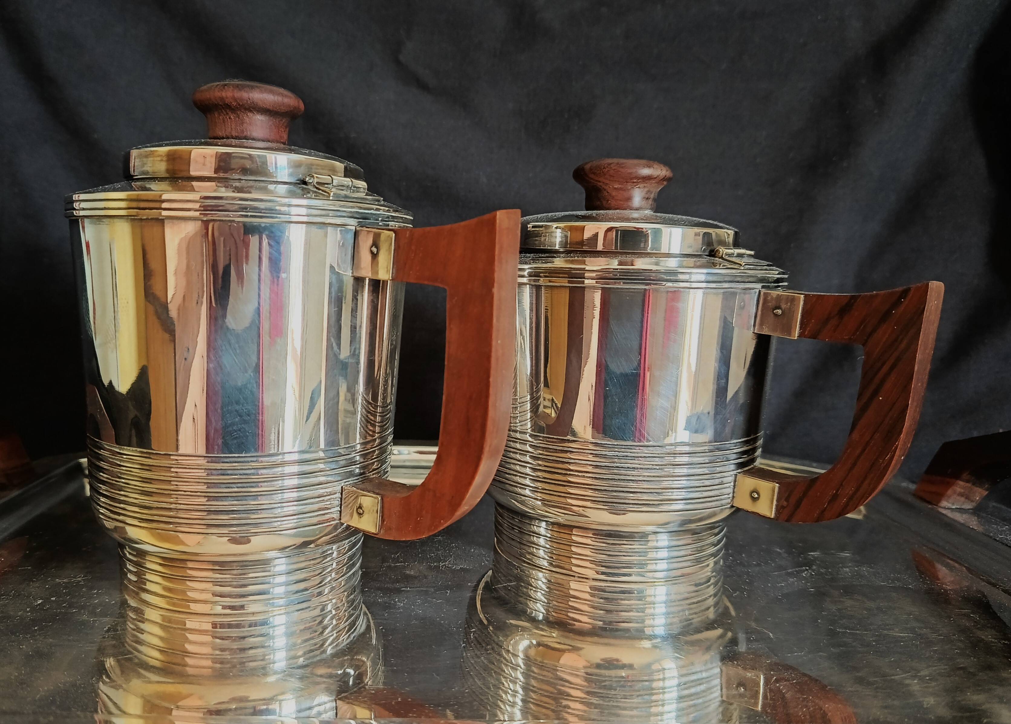 Art Deco coffee and tea service, silversmith Noël Collet, 1930s, 5 pieces.