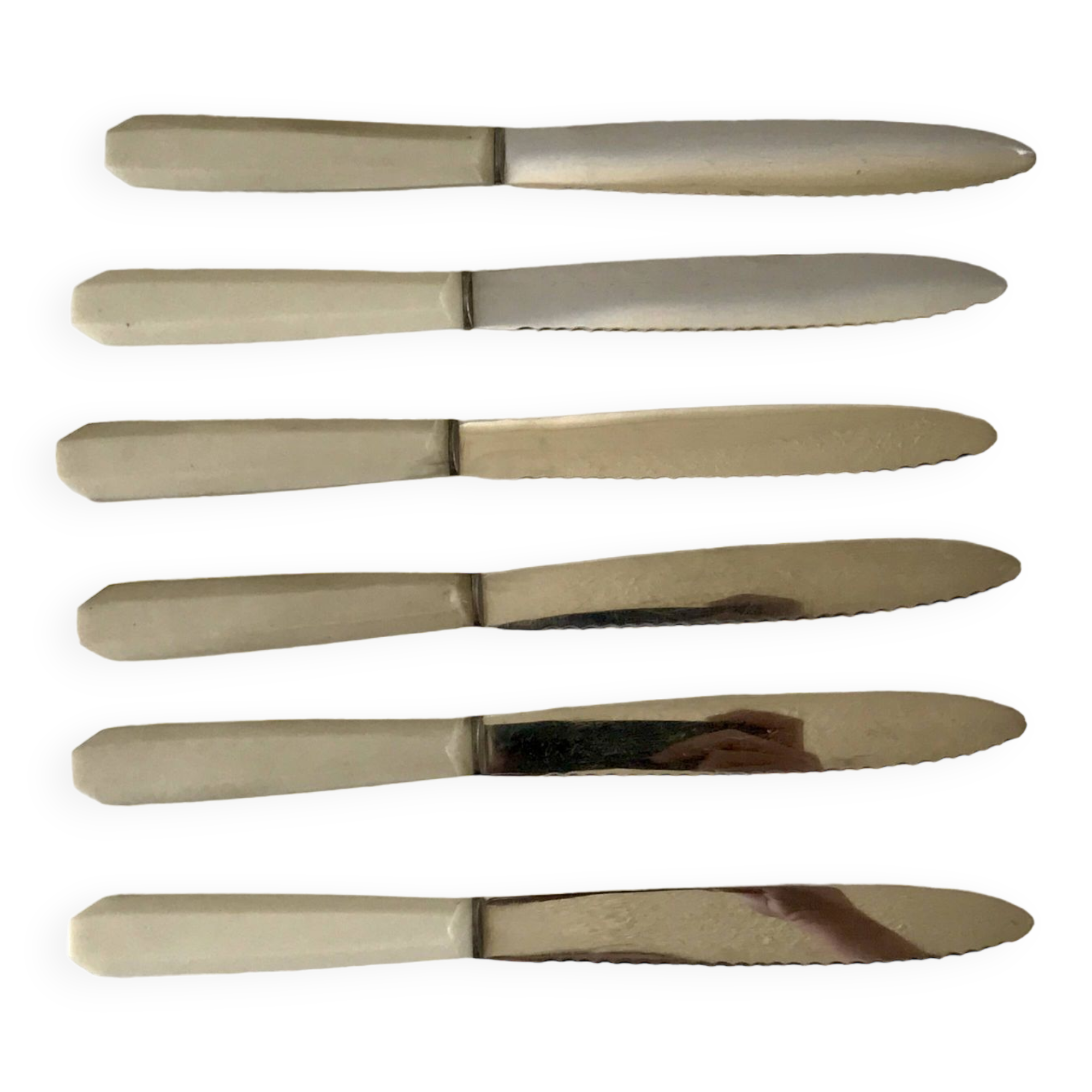 set of 6 white bakelite knives from the 60s