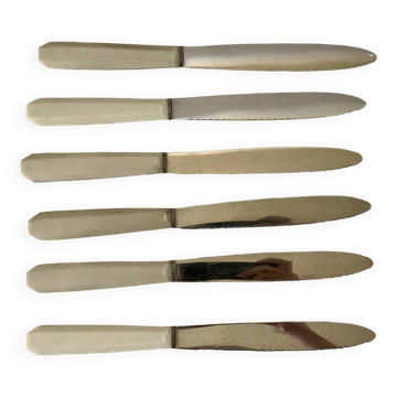ensemble de 6 couteaux en bakélite blanc années 60