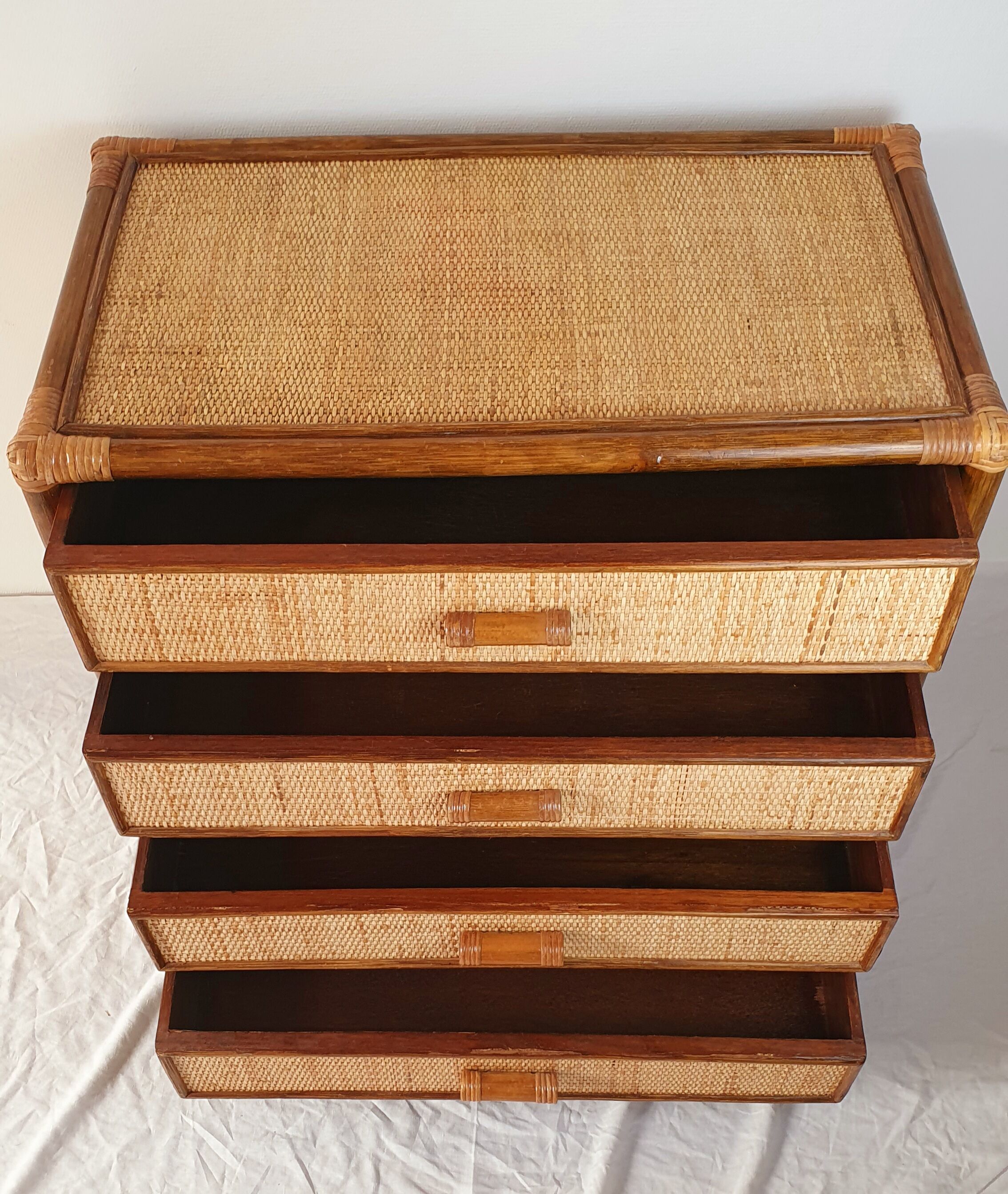 Rattan chest of drawers 4 drawers