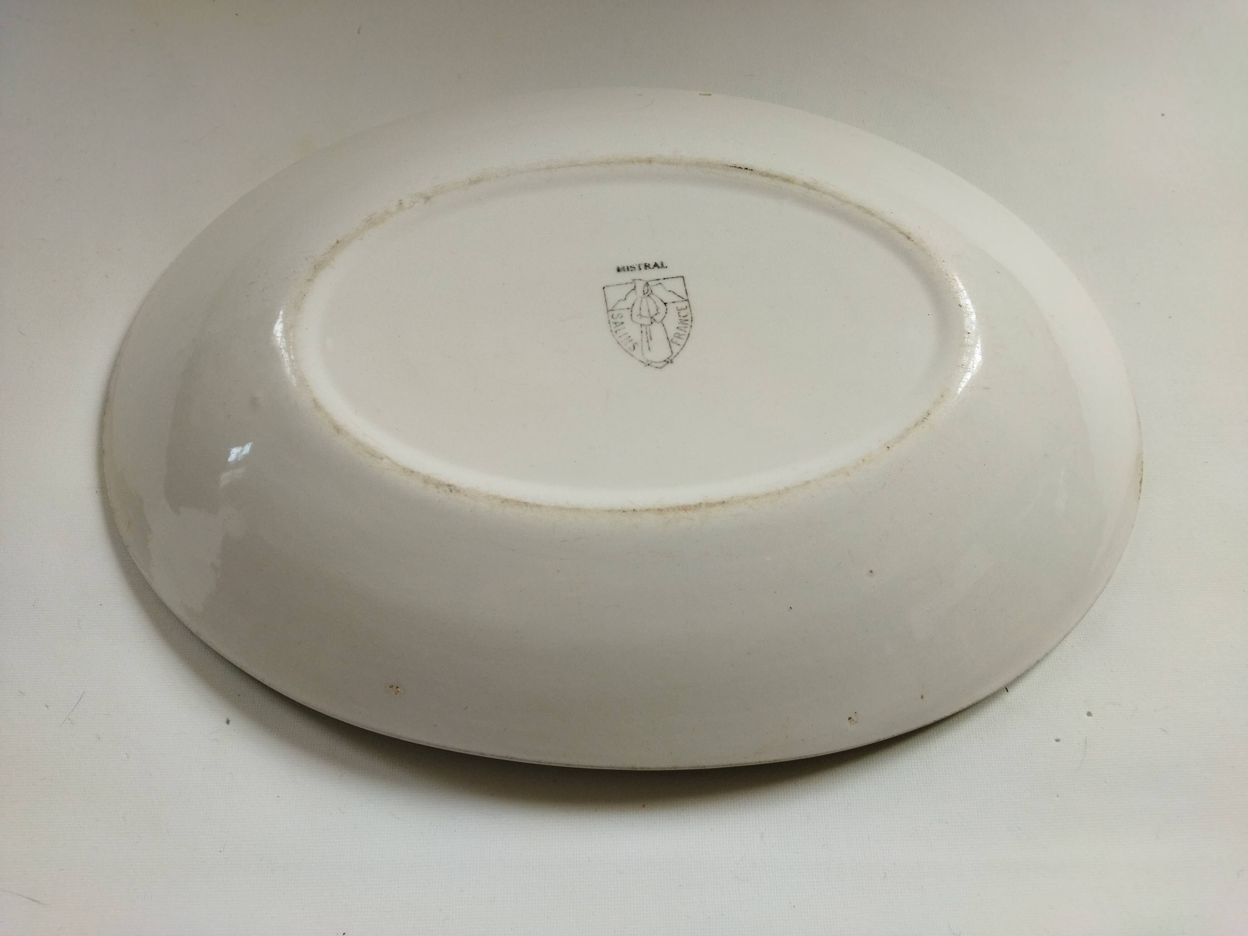 Dish and sauceboat Mistral Salins France