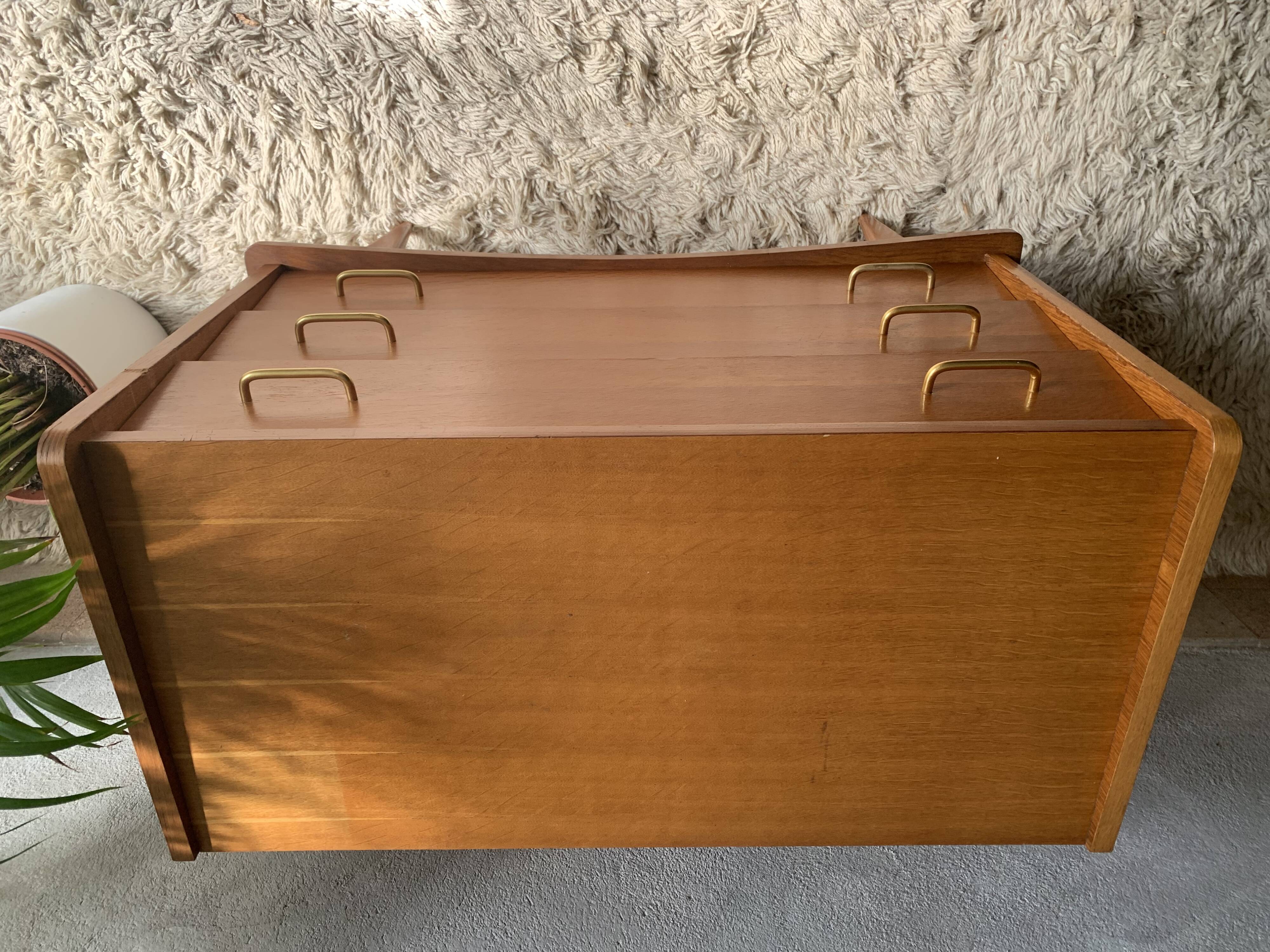 Vintage oak dresser 3 drawers