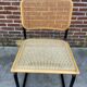 Chaise design Cesca modèle b32 en noir
