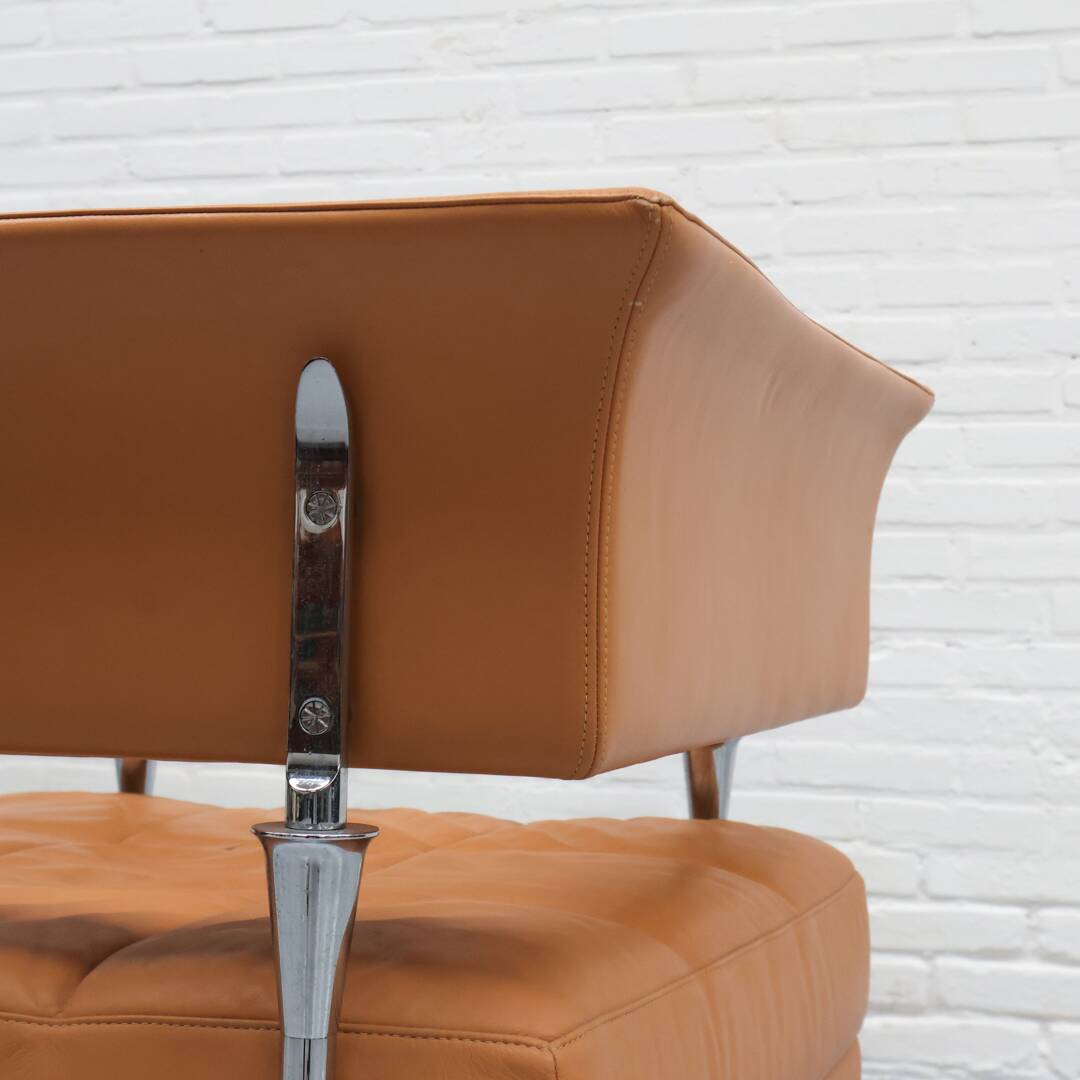 Hydra Castor Armchair Poltrona Frau