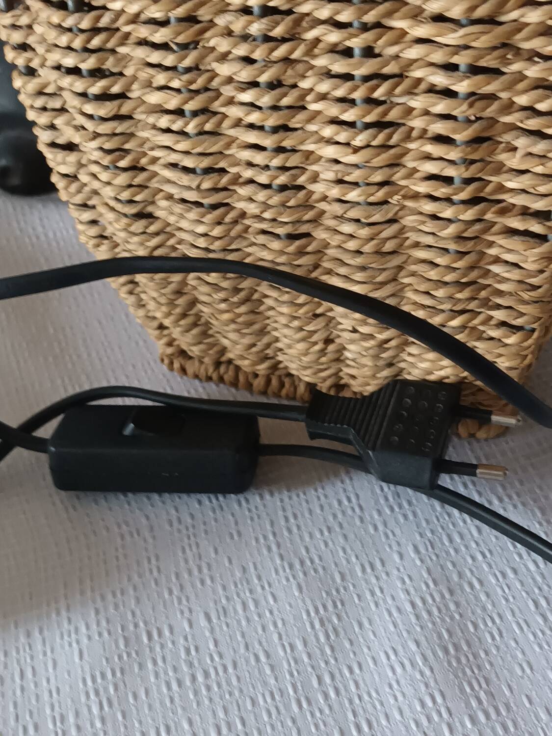 Vintage natural rope table lamp