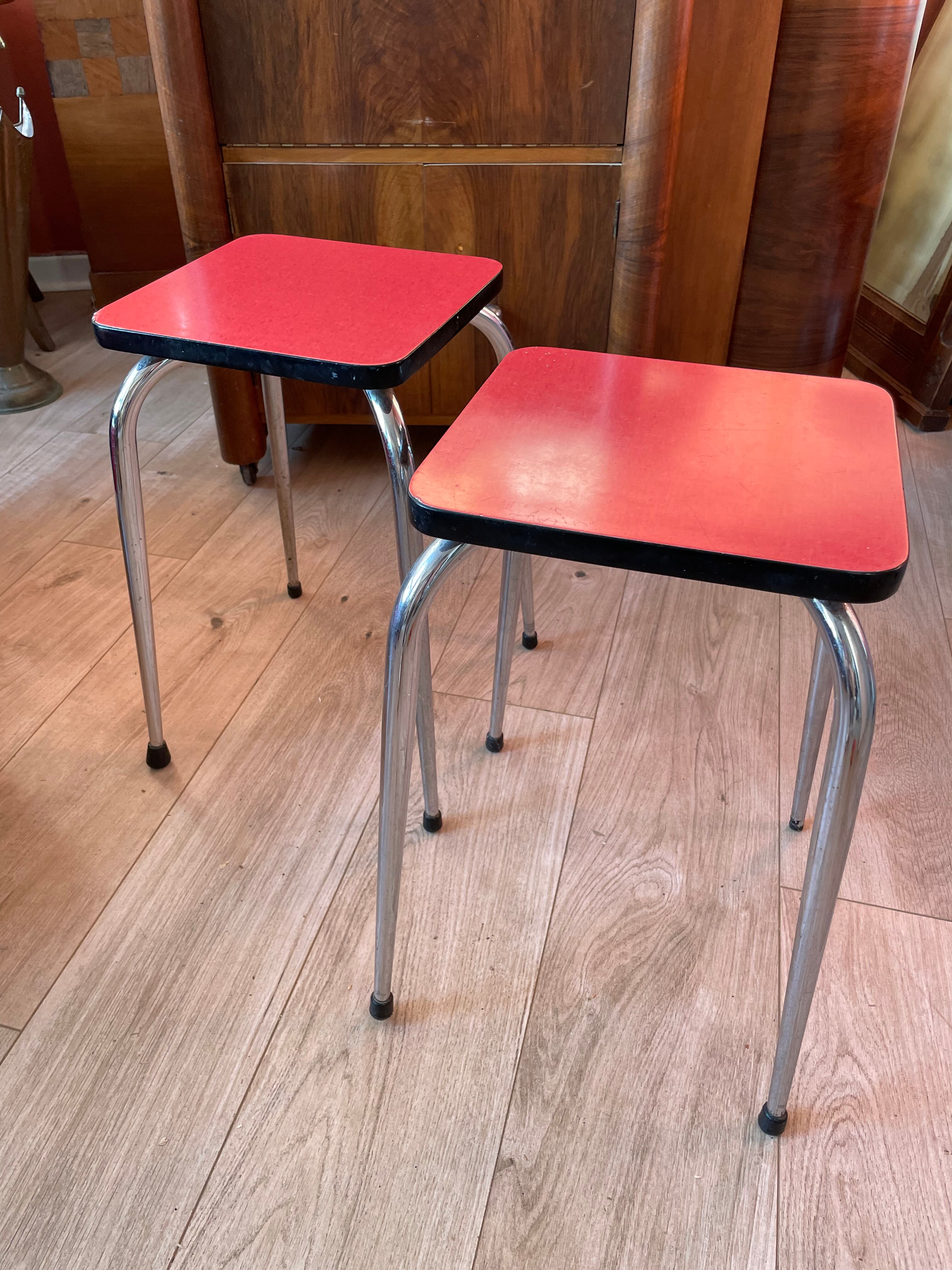 Duo stools formica