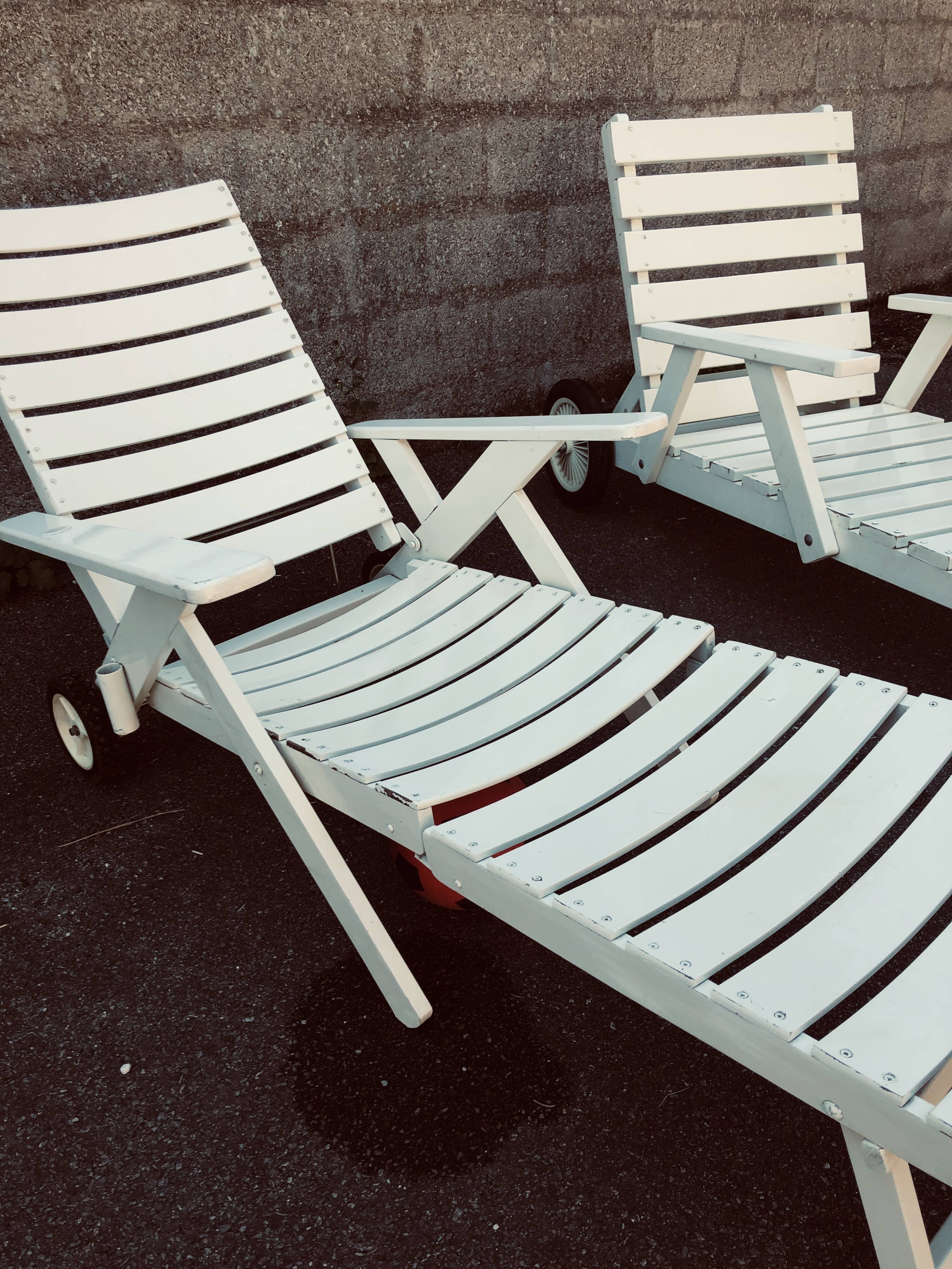 Pair of sun loungers 1960 R. Gleizes