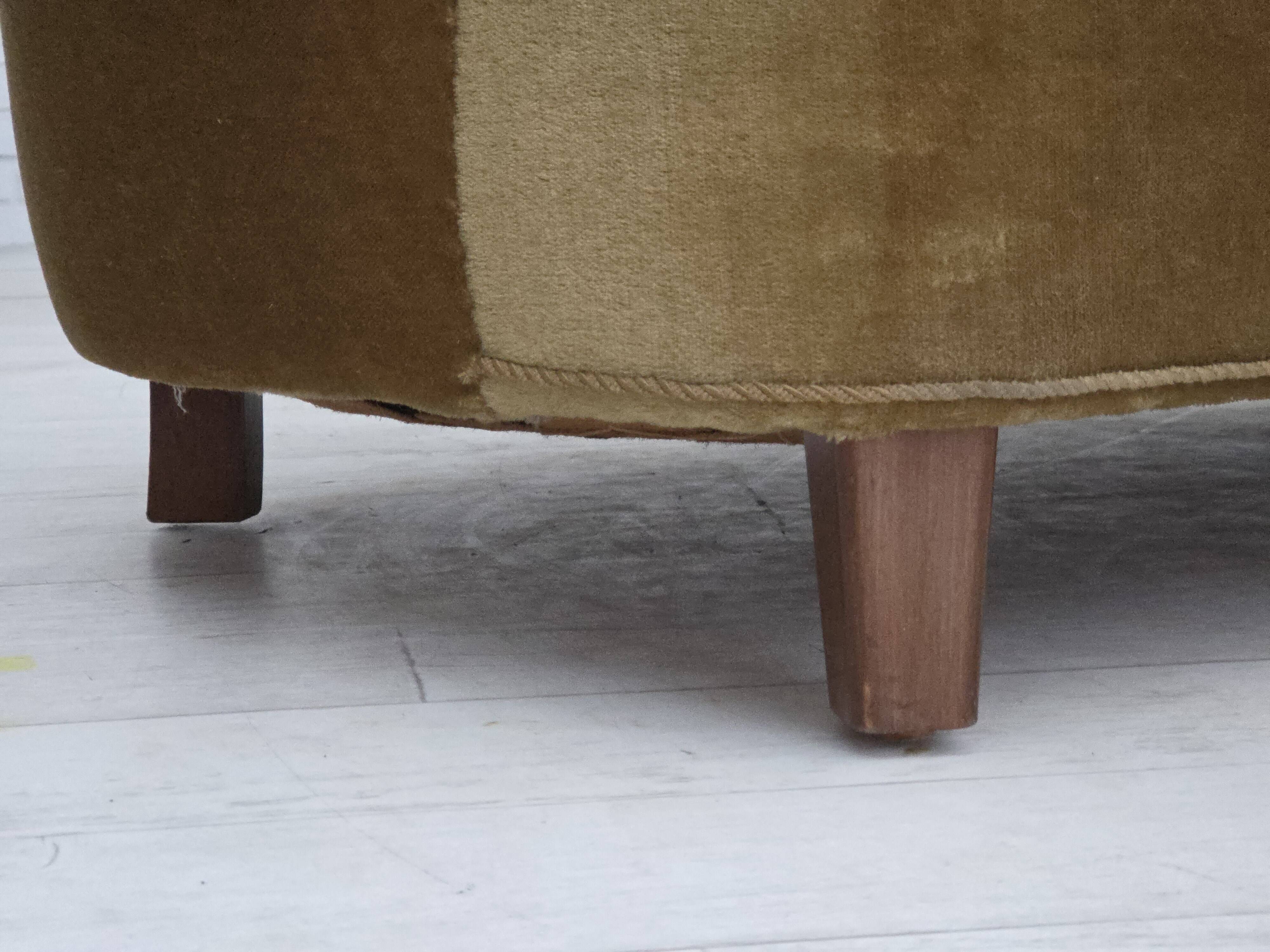 1960s, 3-seater Danish "Banan" sofa, original olive/green furniture velour.