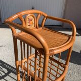 Table de chevet en rotin et broderie