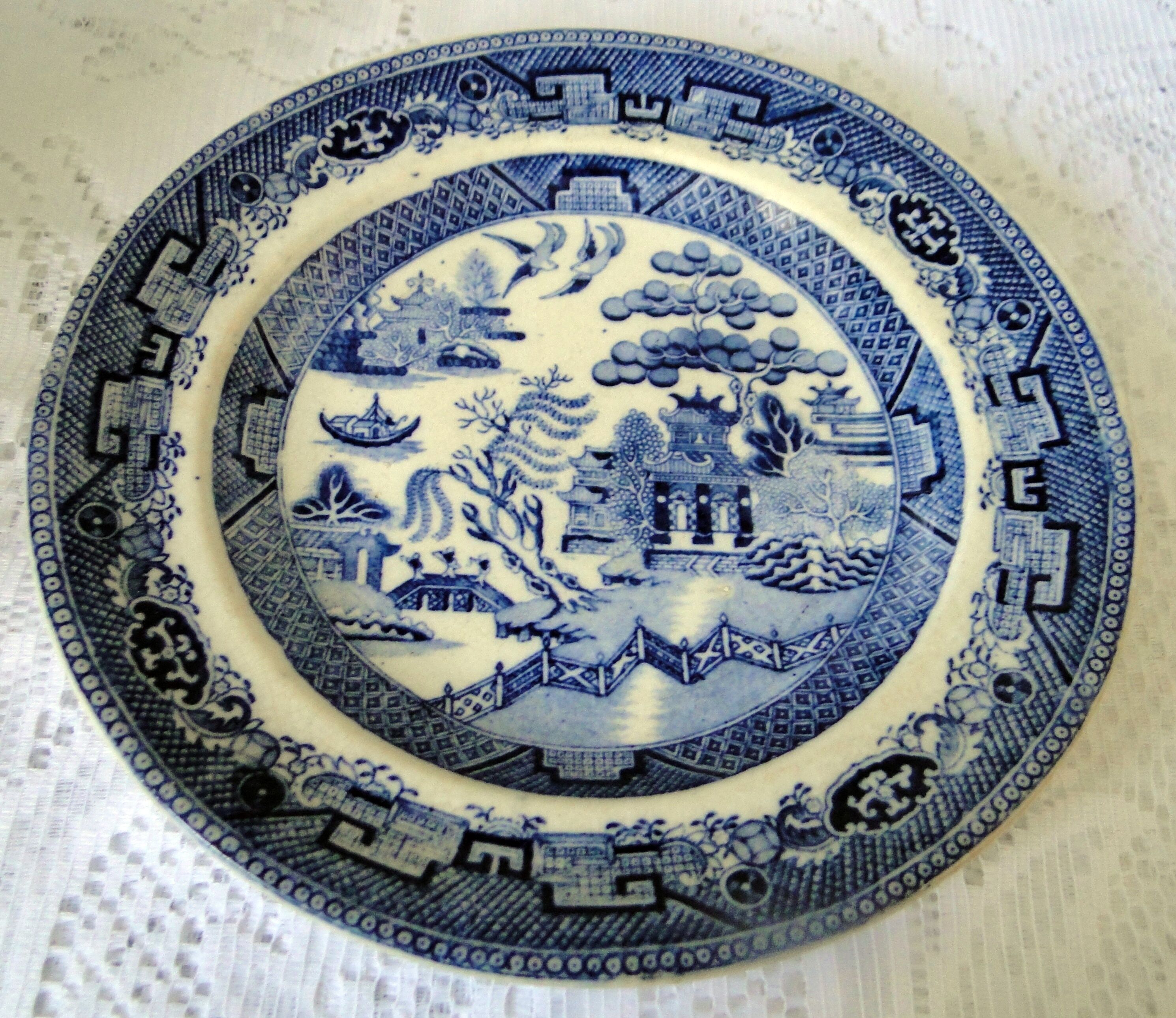 PLATE OLD CHINESE LANDSCAPE STAMPED ON THE BACK IMPERIAL STONE ENGLAND