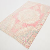 4x7 Pale Red & Cream Vintage Rug, 132x215Cm