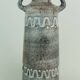 Vase Heissner Keramik modèle V/32, motif en relief, Allemagne de l'Est, années 1960