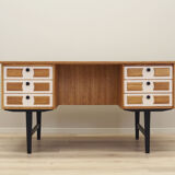 Oak desk, Danish design, 1960s, designer: Henning Kjaernulf