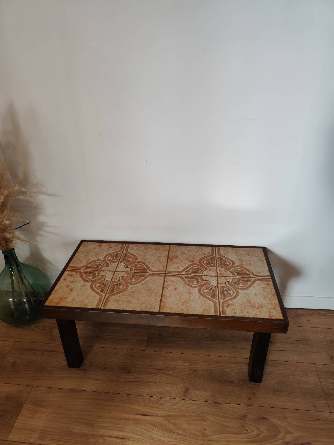 Vintage coffee table in ceramic and wood