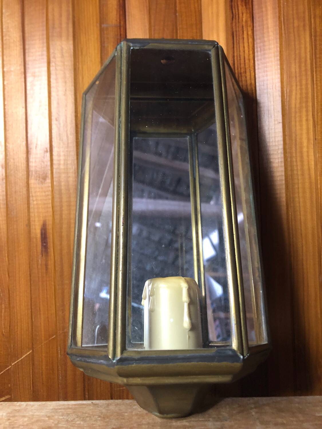 Old Brass Lantern Wall Lamp with Mirrored Background + Vintage Glass Plates