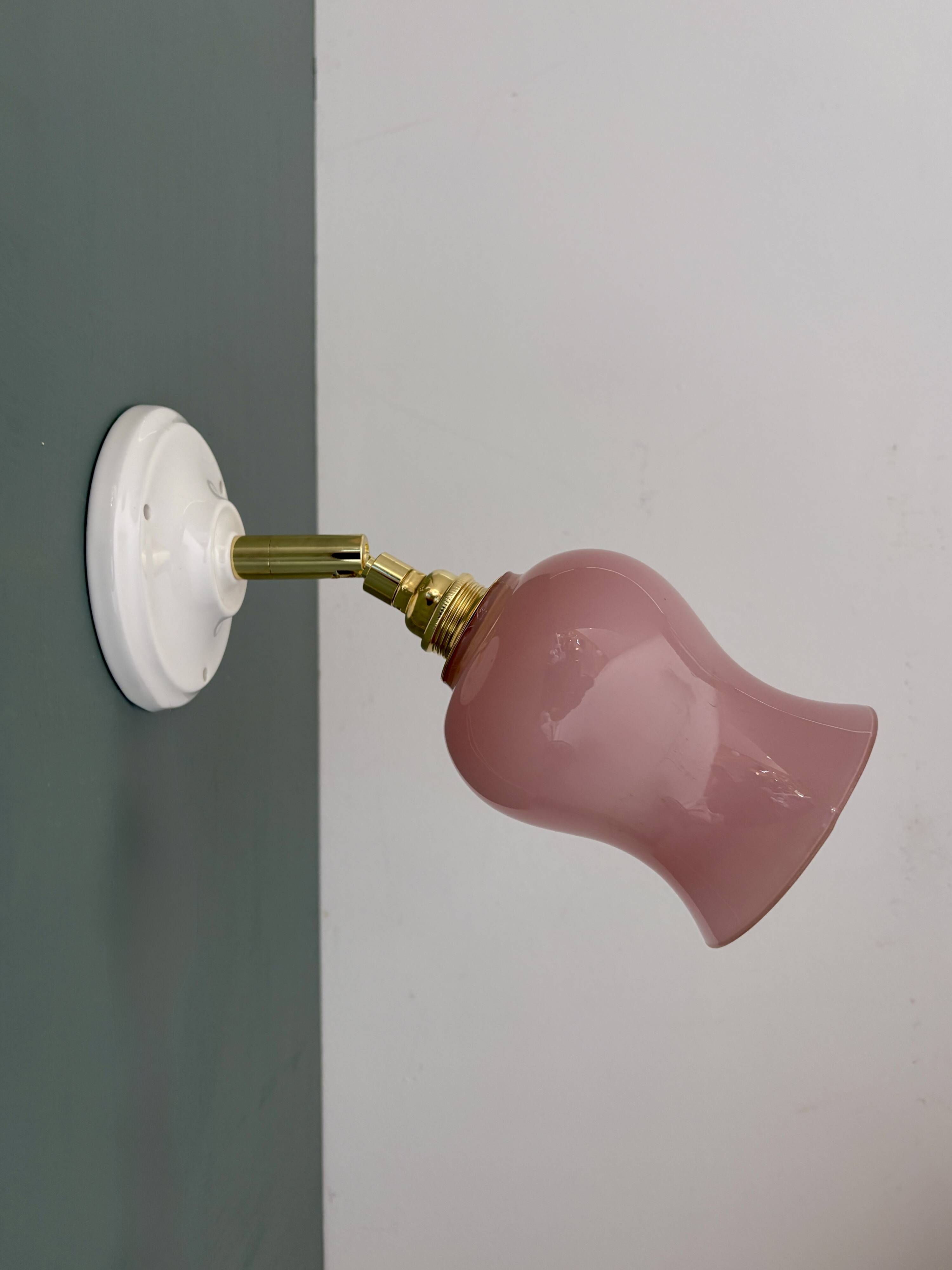 Vintage tulip wall lamp in pink opaline