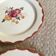 Series of 8 dessert plates