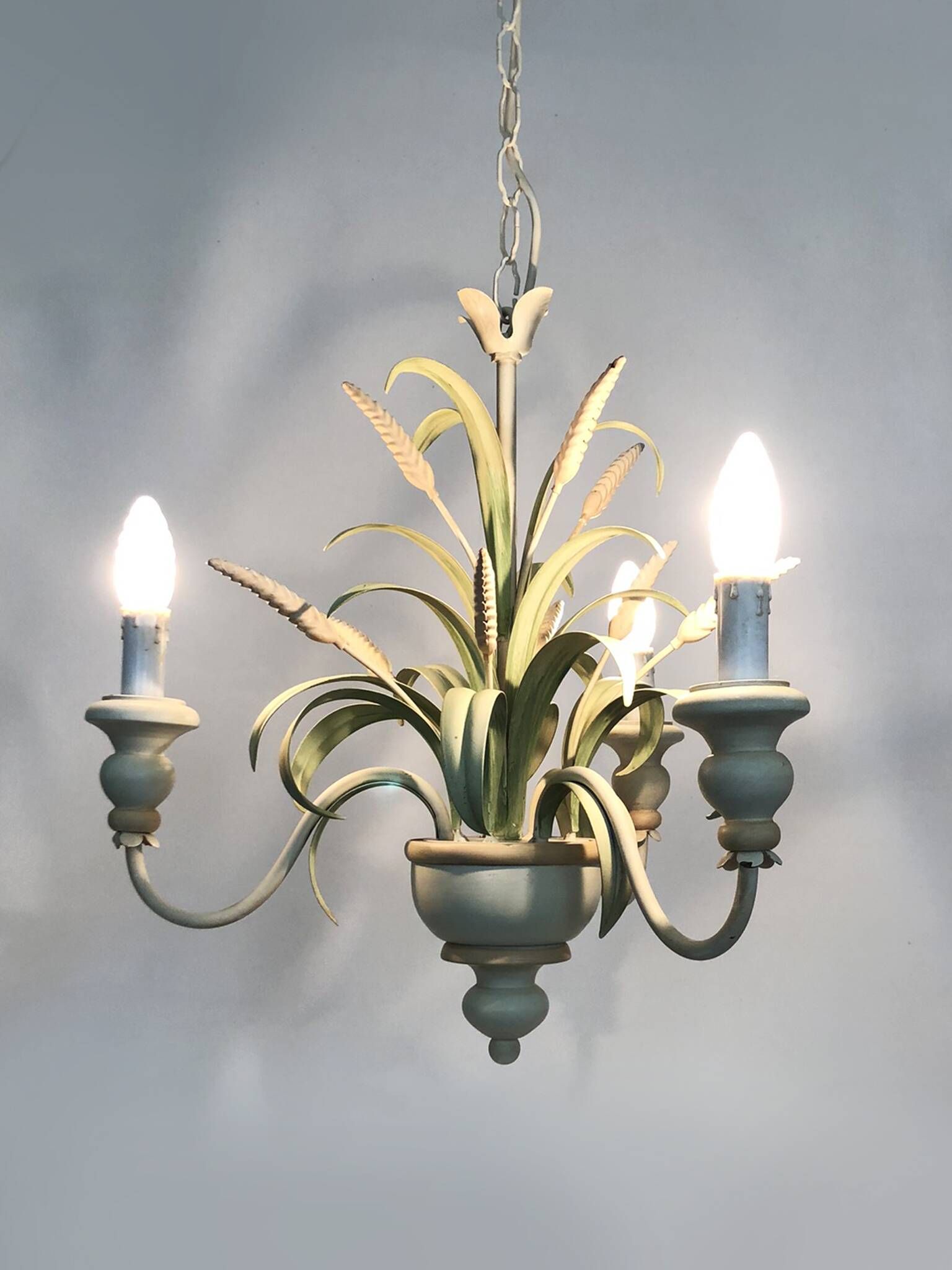 Masca vintage wheat stalk chandelier in off-white and pastel green metal.