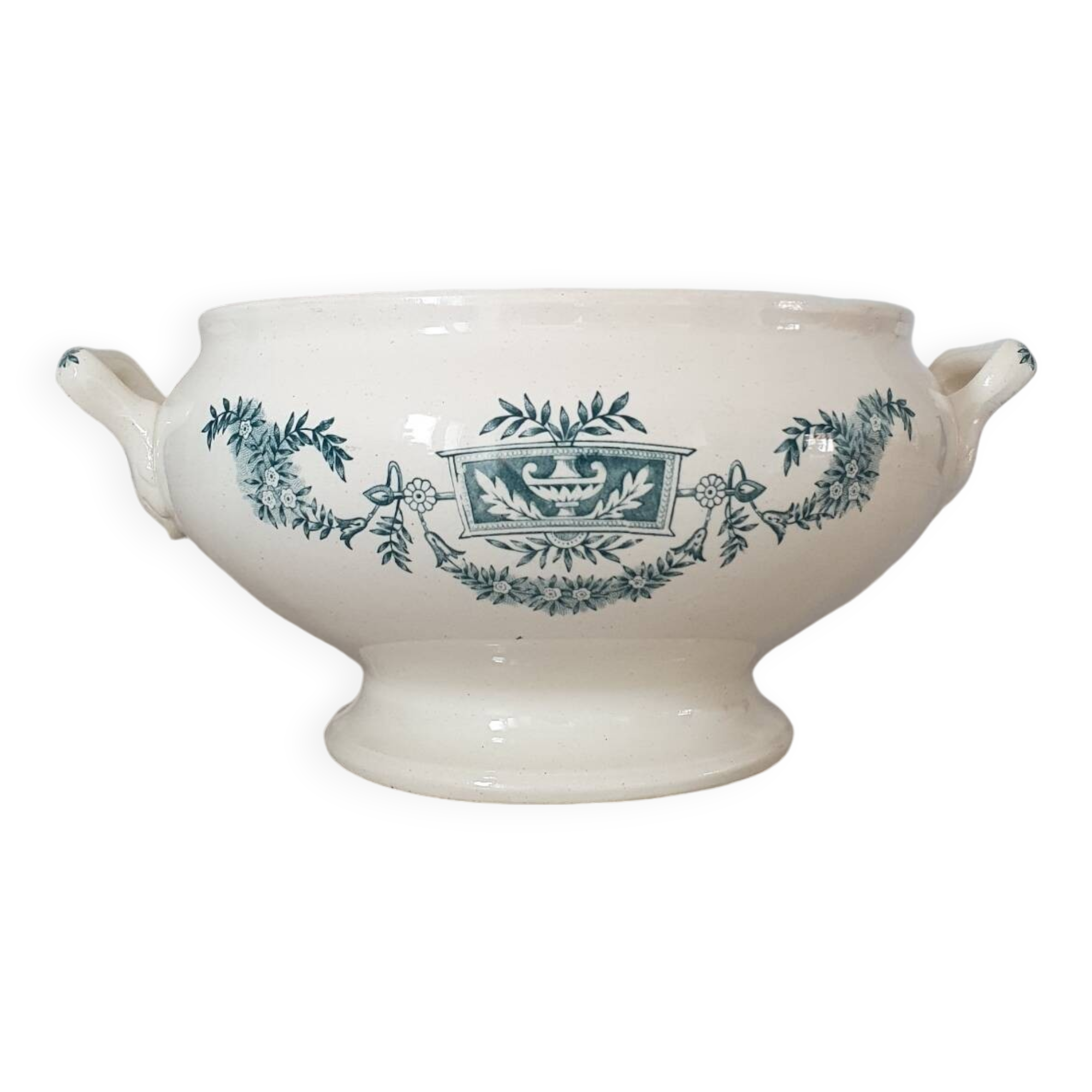 Longchamps Iron Earth Soup Tureen, Lutetia