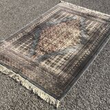 Pakistan oriental rug. 1.28 X 1.90 meters. Handmade