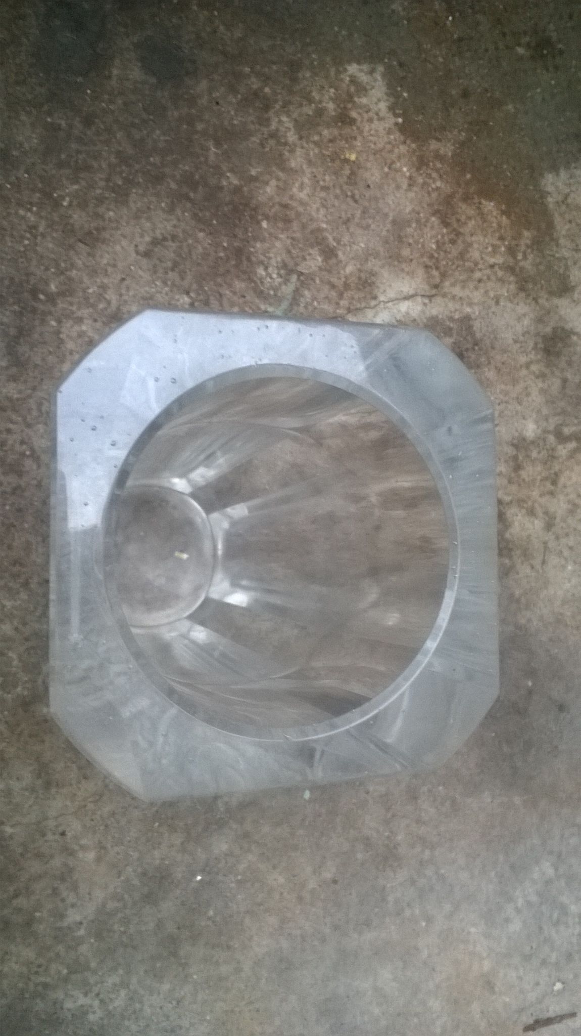 Vintage vase stamped "baccarat"