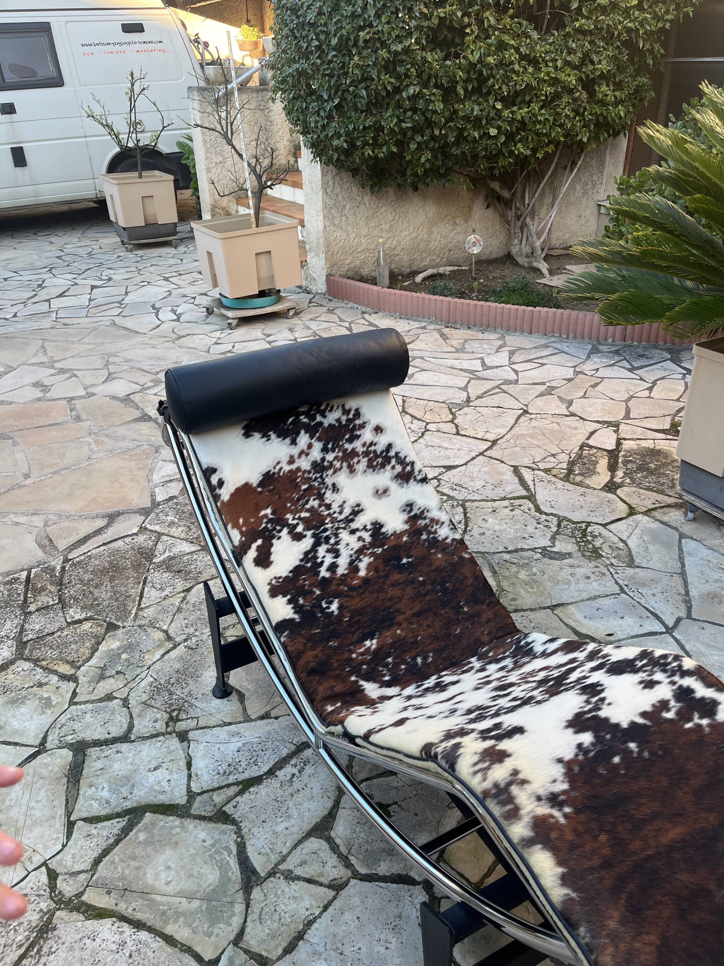 Le Corbusier chair from Cassina