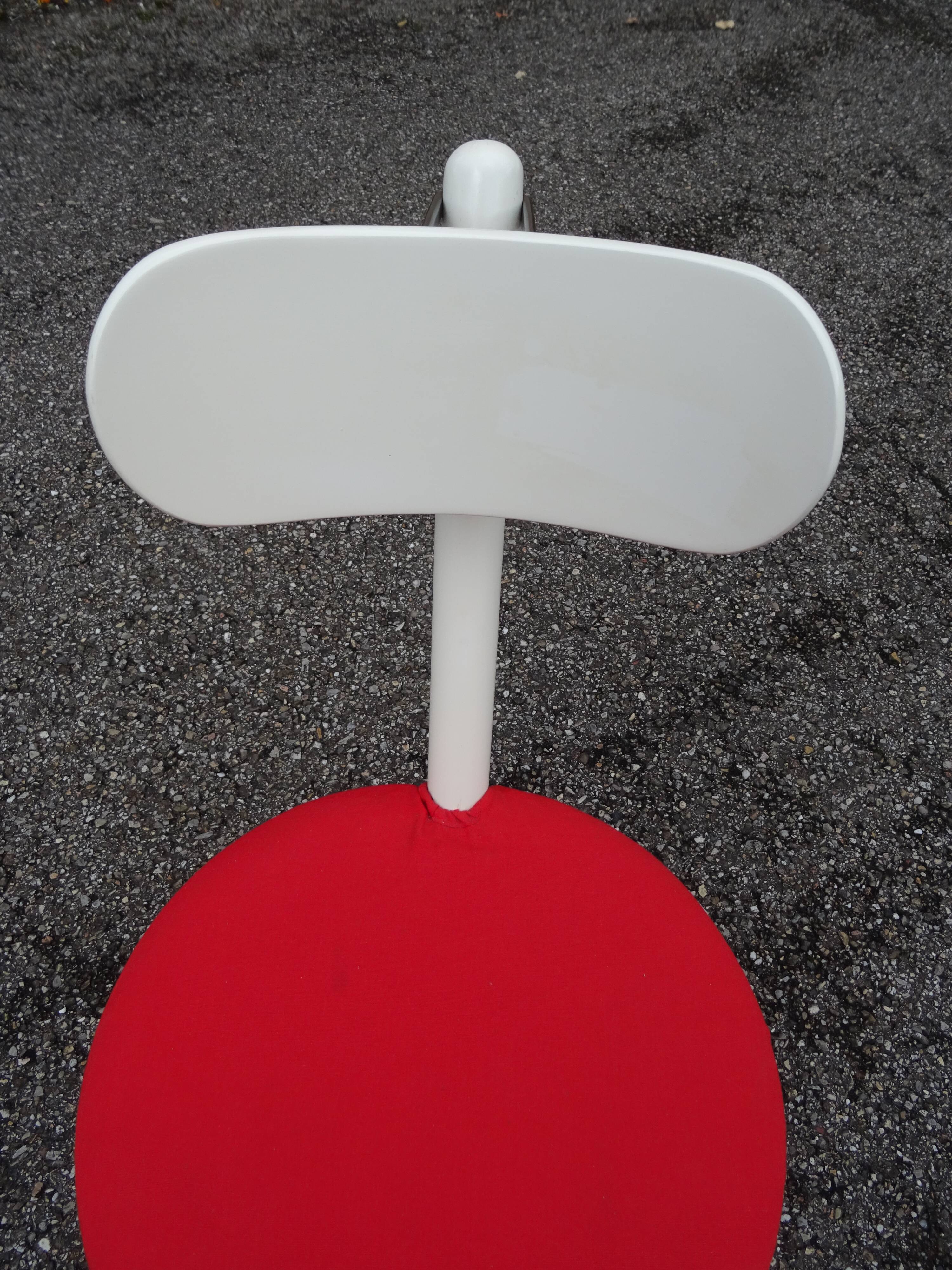 TRIO folding chair Calligaris designed by Roberto Lucci & Paolo Orlandini in the 80s.