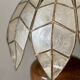 Lampe en nacre et bois d’olivier