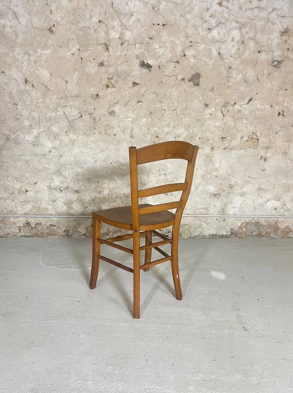 10 chaises étoile