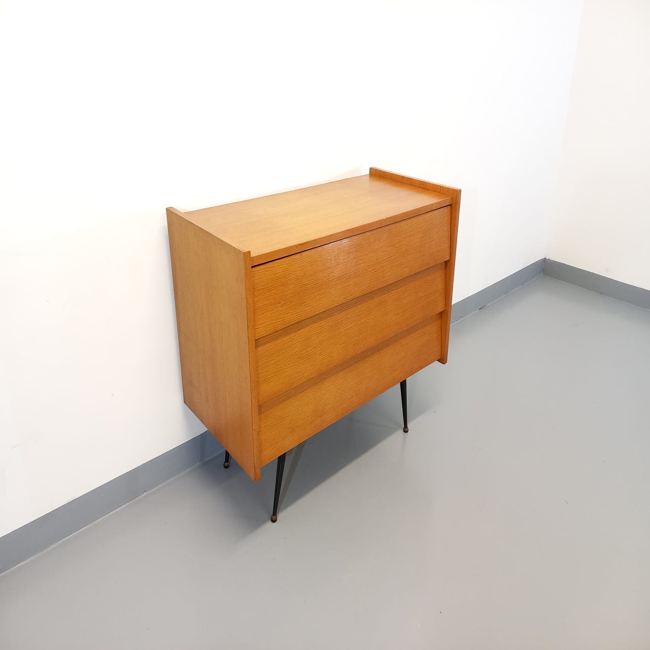 Wooden and black metal chest of drawers from the 50/60s