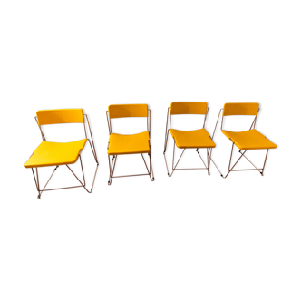 Lot de quatre chaises v-line magis de Andries & Hiroko Van Honck