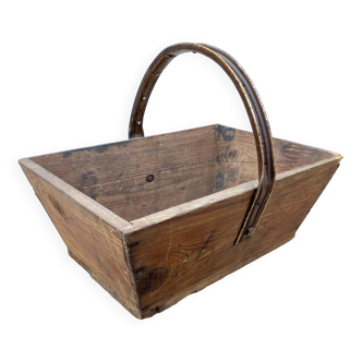Authentic wooden crate basket with metal handle, old 1950s
