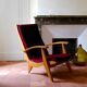 Chair binds Scandinavian red wine