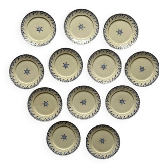 Sarreguemines earthenware plates, Moustiers