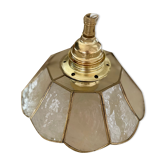 Mother-of-pearl suspension