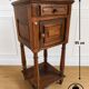 Table de chevet ancienne avec marbre, meuble d'appoint