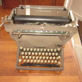Underwood typewrite 1950