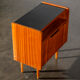 Table de chevet une porte abattante