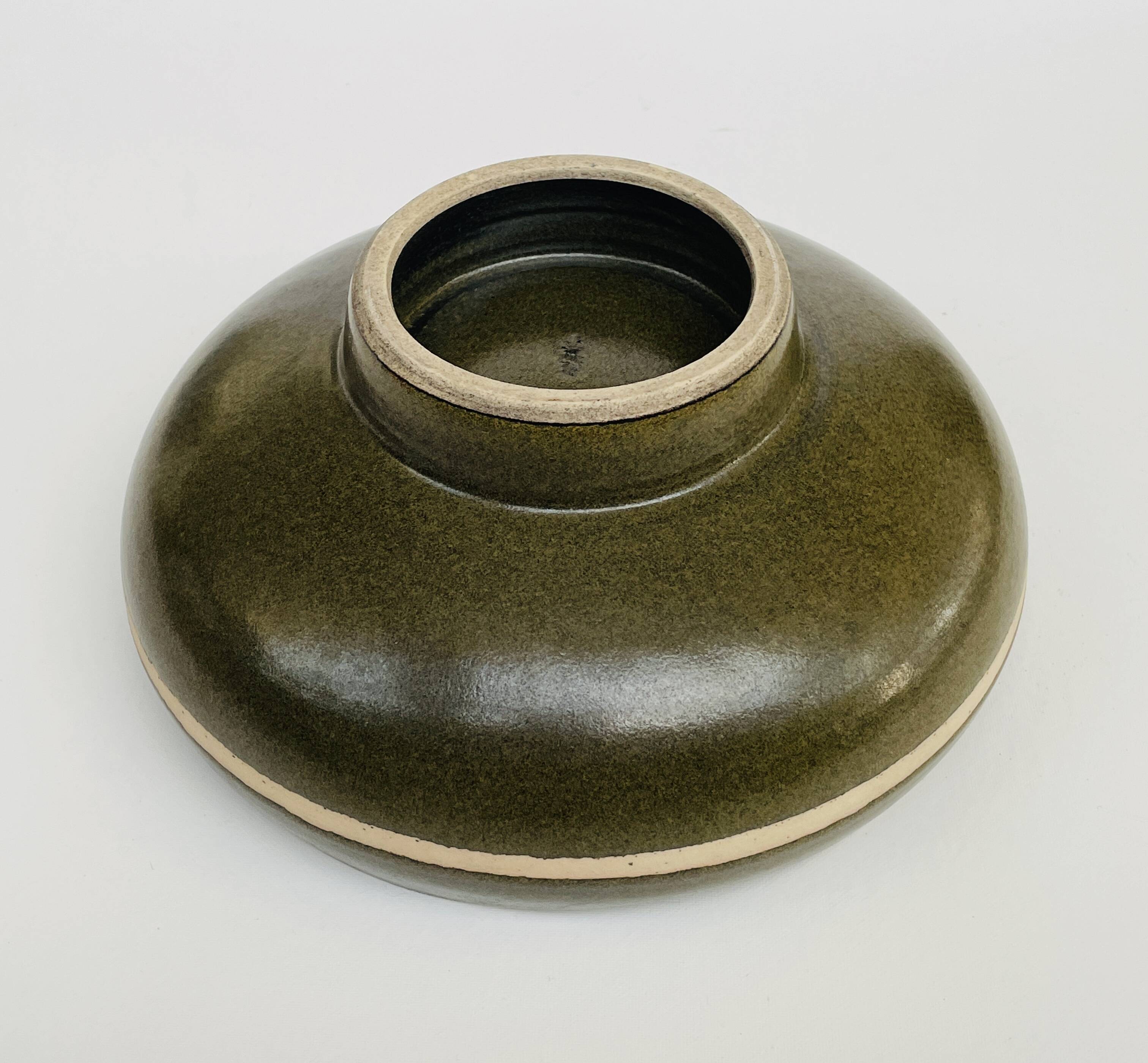 Vintage stoneware salad bowl – organic centrepiece – 1970s