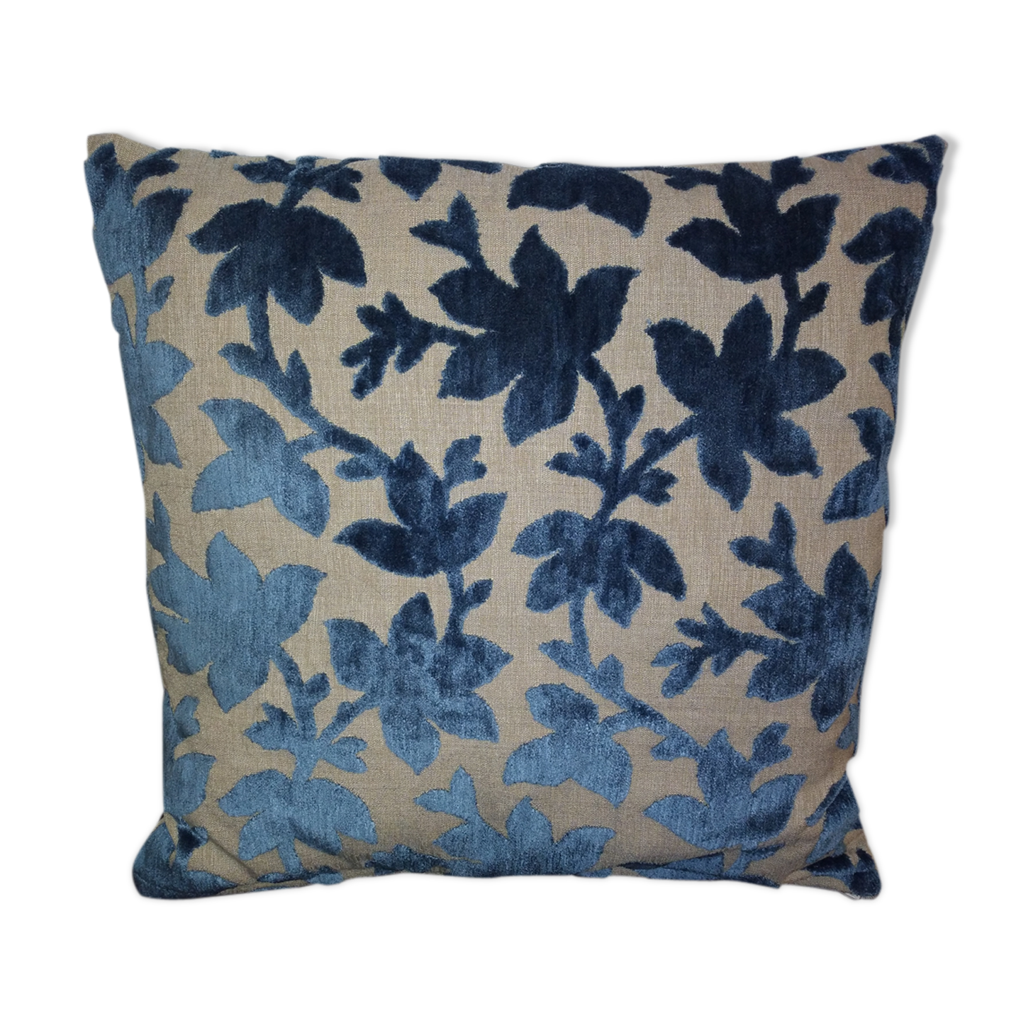 Jane Churchill linen and velvet cushion 50x50