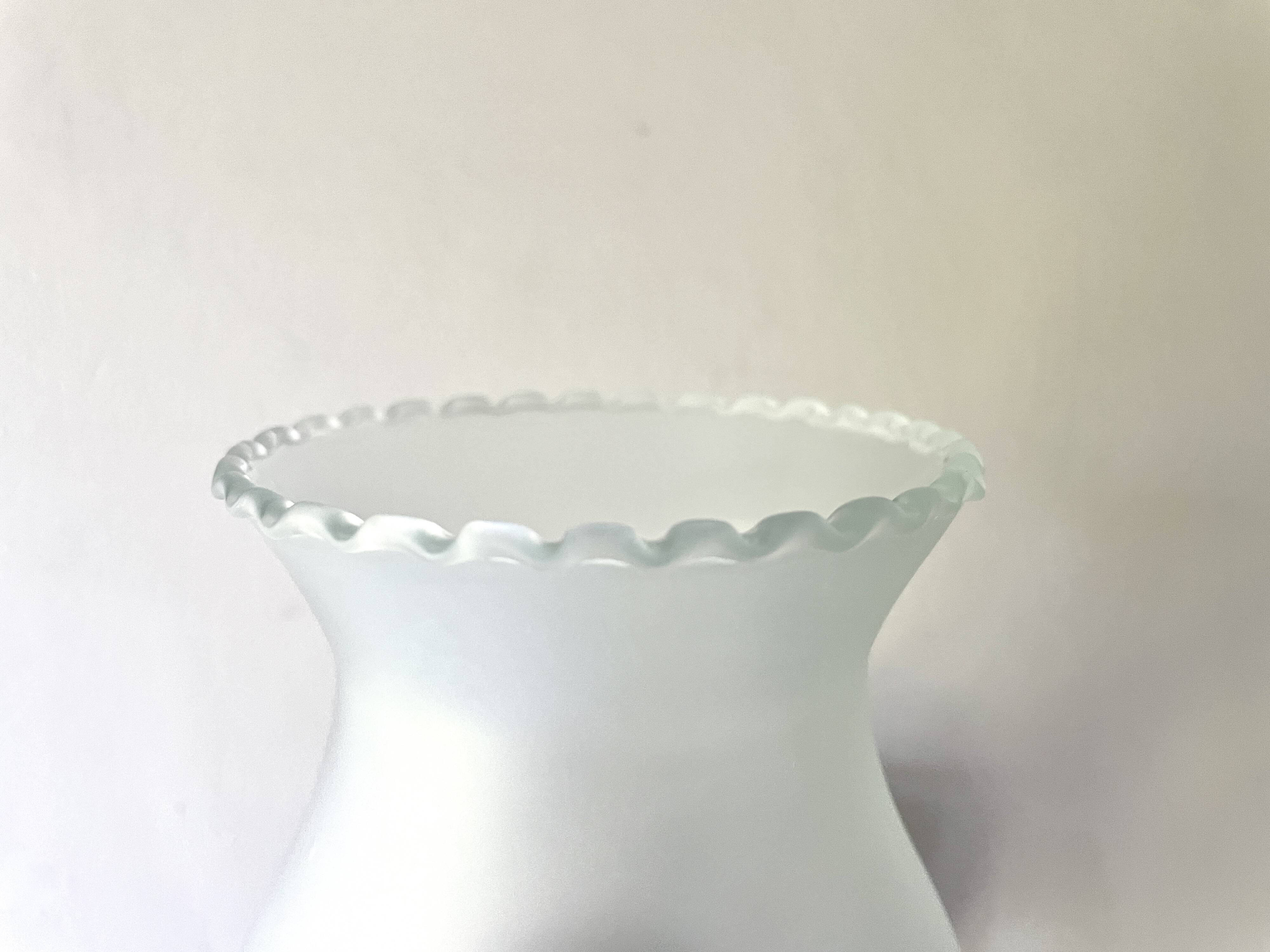Applique chrome verre dépoli 1970