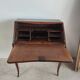 Bureau de pente en bois naturel