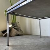 Table basse carrée n 807 par Alain Richard