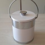 Ice bucket