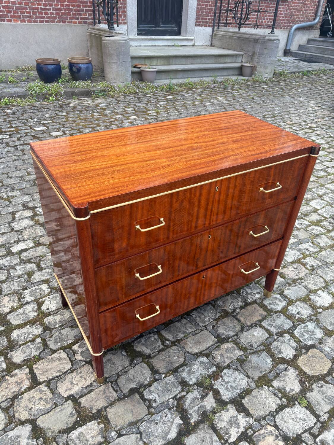 Art Deco chest of drawers