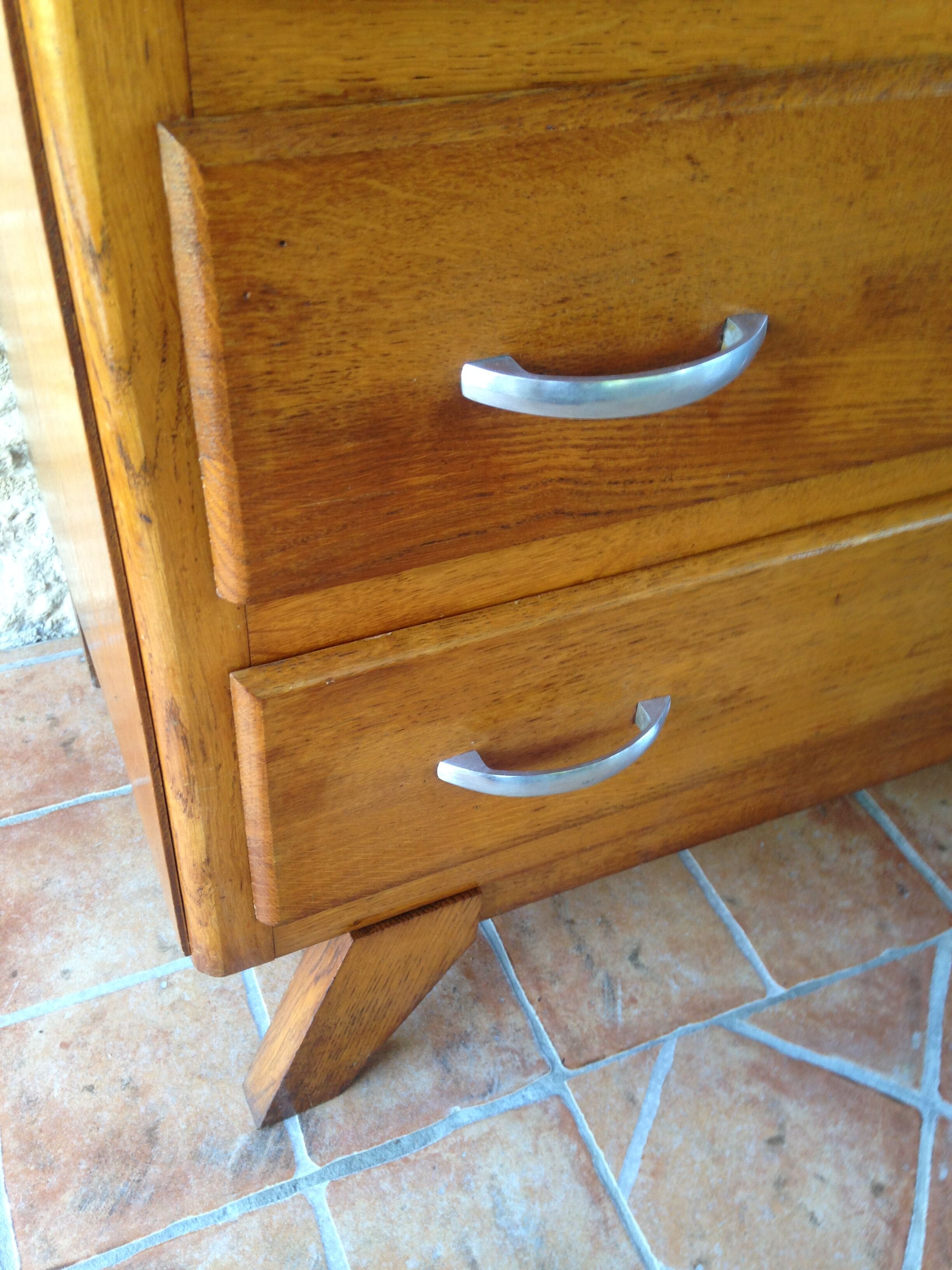 Vintage dresser year 50