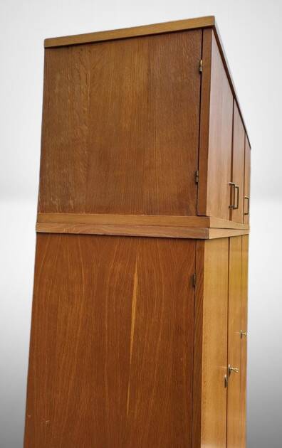 Modular dressing room 1950 in 3 parts